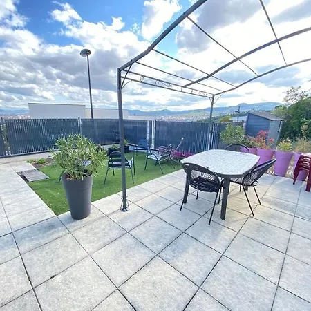 Jolie Maison Sur Les Hauts De - Beaupeyras Apartment
